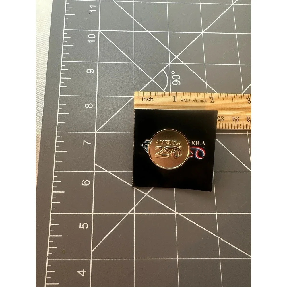 Symbol Arts America 250th Birthday Enamel Pin Series - GOLD & NEW - Picture 2 of 4